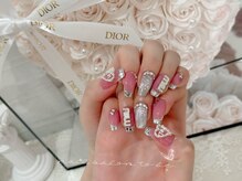 トゥービー 新宿三丁目(To Be)/ワンホンデザイン