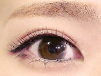 ラヴィーナプレミアム 西葛西(LavenuPremium)の写真/豊富な毛質と高いデザイン力でなりたい目元を叶える！お仕事であまり派手にできない方や、初めての方にも◎
