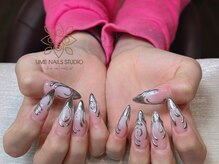 ウメネイルスタジオ(UME NAIL STUDIO)/長さだしやり放題×つけ放題