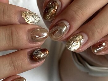 ネイル アトリエ フイユ イセサキ(Nail atelier Feuill isesaki)の写真/お洒落な絶妙ニュアンスネイルが人気◎センスの良いスタッフが貴女の理想の手元を実現！人気の本格サロン☆