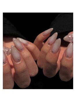 ル クラヴィエ(Le Clavier)/チークネイル(ベースカラー付き)