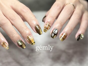 チェック×マグネットネイル