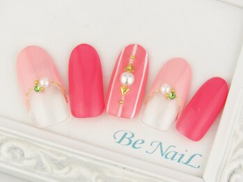 ビーネイル(Be NaiL)/ガーリーなピンクネイル