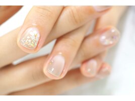 ナチュラルグラデーションネイル