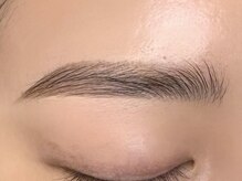 カミエユニ(Kamie-uni-)/ハリウッドブロウリフト