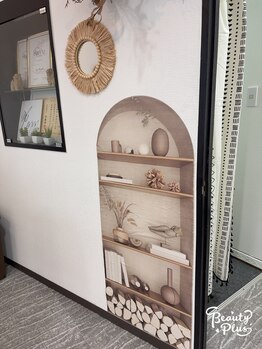 ミセレルオカザキ(MISEREL OKAZAKI)/