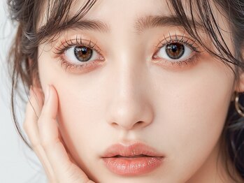 フリークラッシュ 高崎(FLEEK LASH)の写真/【話題沸騰LEDエクステ】フラットラッシュ¥7980~★季節の変わり目にお目元もアップデート♪垢抜け目元へ!