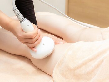 ジタ整体院の写真/太もも・ヒップの歪みを整えながら痩身ケアでさらに引き締め!整体×エステのWアプローチで理想の下半身へ♪