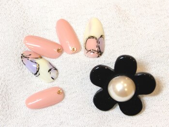 ネイルサロン べルフ(nail salon Verf)/手書きフラワーネイル(^^♪