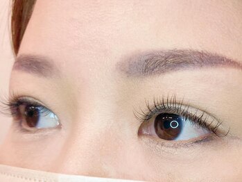 アロー(arrow)の写真/《初回▼フラットラッシュ80本¥5500》半個室でのゆったり施術♪お子様同伴可☆DVDや絵本もあります◎