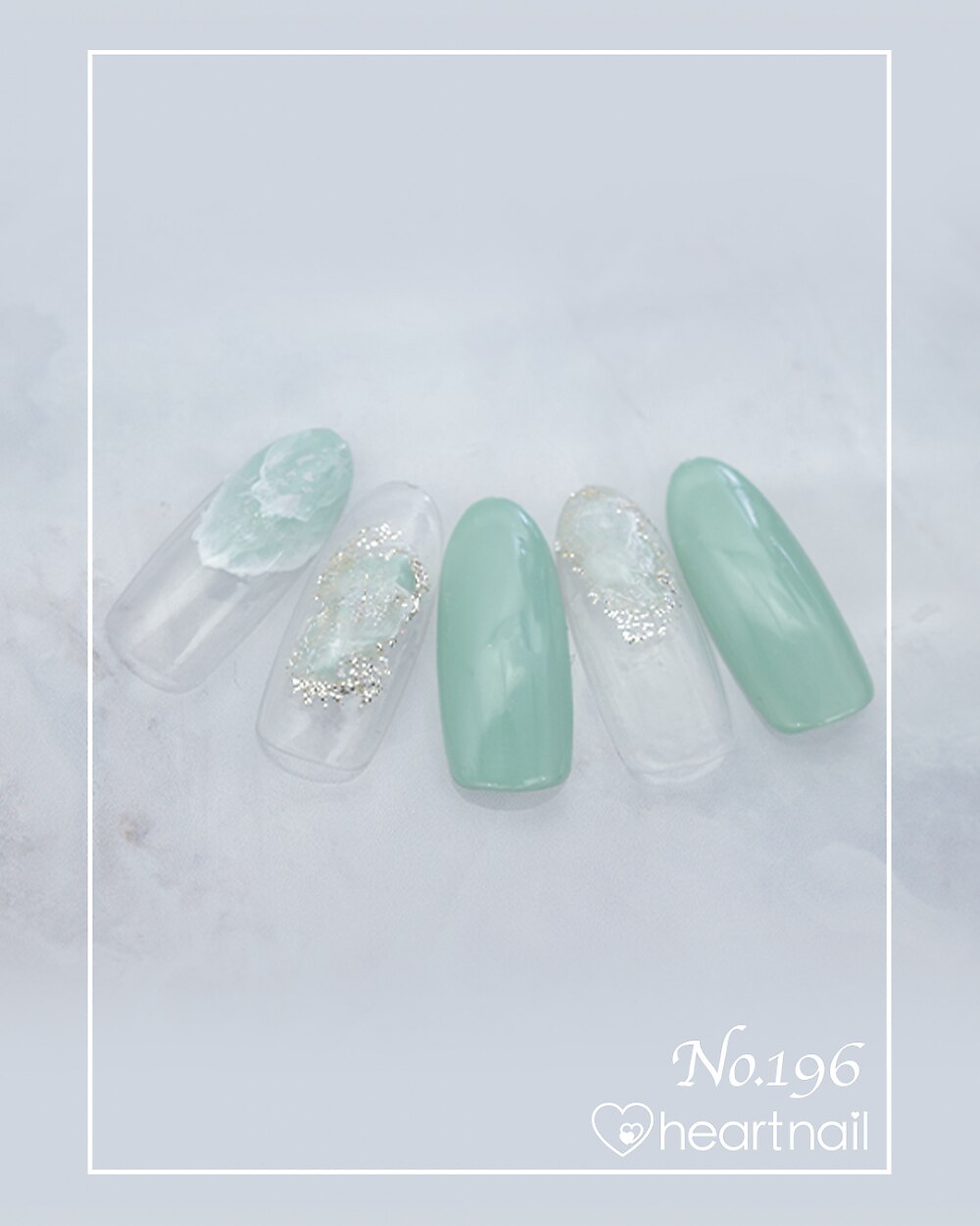 2026年冬トレンド】リゾート ハンドのネイルデザイン集｜人気順｜136