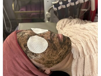 ティアラ(TIARA)/ハーブピーリング