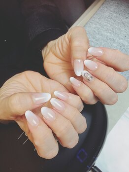 フィオリ(FIORI)/ホワイトグラデーション☆