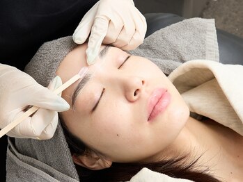 ニューブロウ 堺筋本町店(NEUBROW)/05.丁寧に施術して行きます