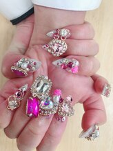 ネイルサロン ティプレシャス(T Precious)/キラキラハートネイル