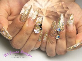 【ロングネイル】ゴールドネイル
