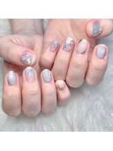 ライフ セカンド(LIFE2nd)/大人かわいいシェルネイル