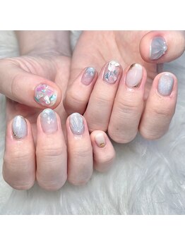 ライフ セカンド(LIFE2nd)/大人かわいいシェルネイル