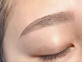 アイブロウドット 新宿店(iBROW.)の写真/眉毛の正解はプロにお任せ！《メンズ大歓迎◎》WAX脱毛で透明感ある肌へ。丁寧なカウンセリングで安心☆