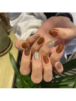 トータルサロン 白べぇーっ プラス/ニュアンスネイル