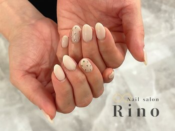 リノ 浦添店(Rino)/シアーホワイトネイル×押し花