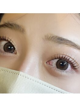 エイティスト(8ist)/パリジェンヌ[新宿/新宿駅]