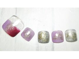 グラデーションのフットネイル