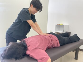 ナオル整体 大里院(NAORU整体)/沖縄/大里/猫背/骨盤矯正/産後