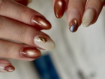 アオアオ(AOAO)の写真/シンプルから個性的なニュアンスネイルまで幅広くデザイン選択OK！カラー/パーツの変更が可能です。