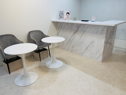 サロン モナ(Salon Mona)の写真