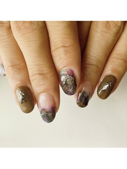 ネイルズ ラニ ル トロワ店(Nails Lani)/