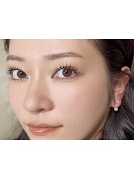 特別な日に合う華やかな目元にしたい