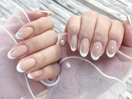 【オフィスにも】フレンチネイル
