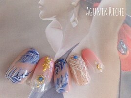【リーフ柄ネイル】