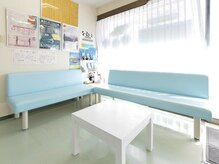 イスクラ鍼灸指圧接骨院/待合室