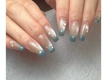 バーガンディ 鶴田(BURGUNDY)/マグネット×グラデーション