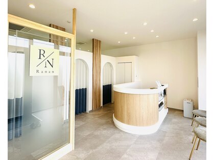 アイラッシュ ラナン(Ranan)の写真