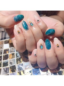 アティックネイルアトリエ(attic nail atelier)/天然石デザイン★
