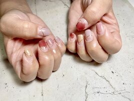 塗りかけネイル