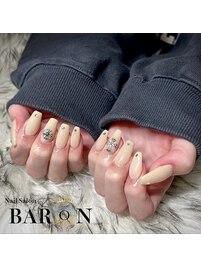 ベージュ×クロムパーツ