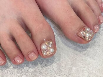 ファルファラ(farfara)の写真/足元を素足美人に♪マグネットネイル大人気♪サンプルデザインも豊富でウレシイ★季節の定額も人気♪