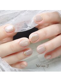 グレージュネイル