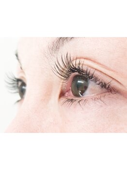 ゆったり空間で施術が受けられるサロン