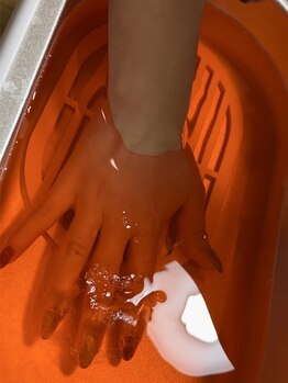 エニー(Any)の写真/普段頑張っている手元にご褒美を♪様々な手のお悩みに寄り添った徹底ハンドケアで、気分が上がる手元に！