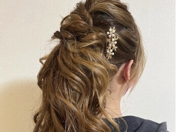 モアナラニ(MoanaLani)/【ヘアセット】ローポニー