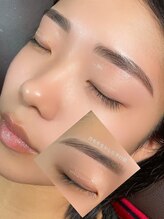 まつげエクステ アンド スクール アンド エステ プティーティドゥール(Putih Tidur)/眉毛/まゆげ/美眉スタイリング