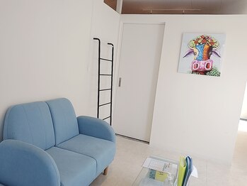 イーエムプレイス(EM;Place)/