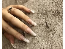 ネイルスミス 高松店(Nailsmith)/ロング白グラデ×スパイダー