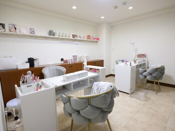 ロア バイ ステラ(LOA by STELLA)の写真/駅近5分で通いやすい◎忙しくても続けられるネイル習慣