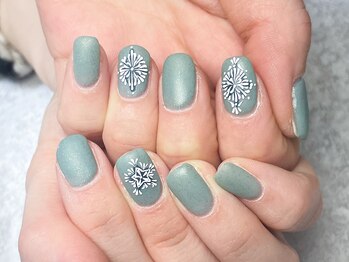 雪の結晶ネイル